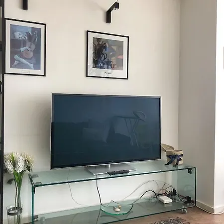 Luxury Sea View Bulldog Place Apartmán *